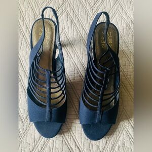 Navy Women's Slingback 3 inch heels
